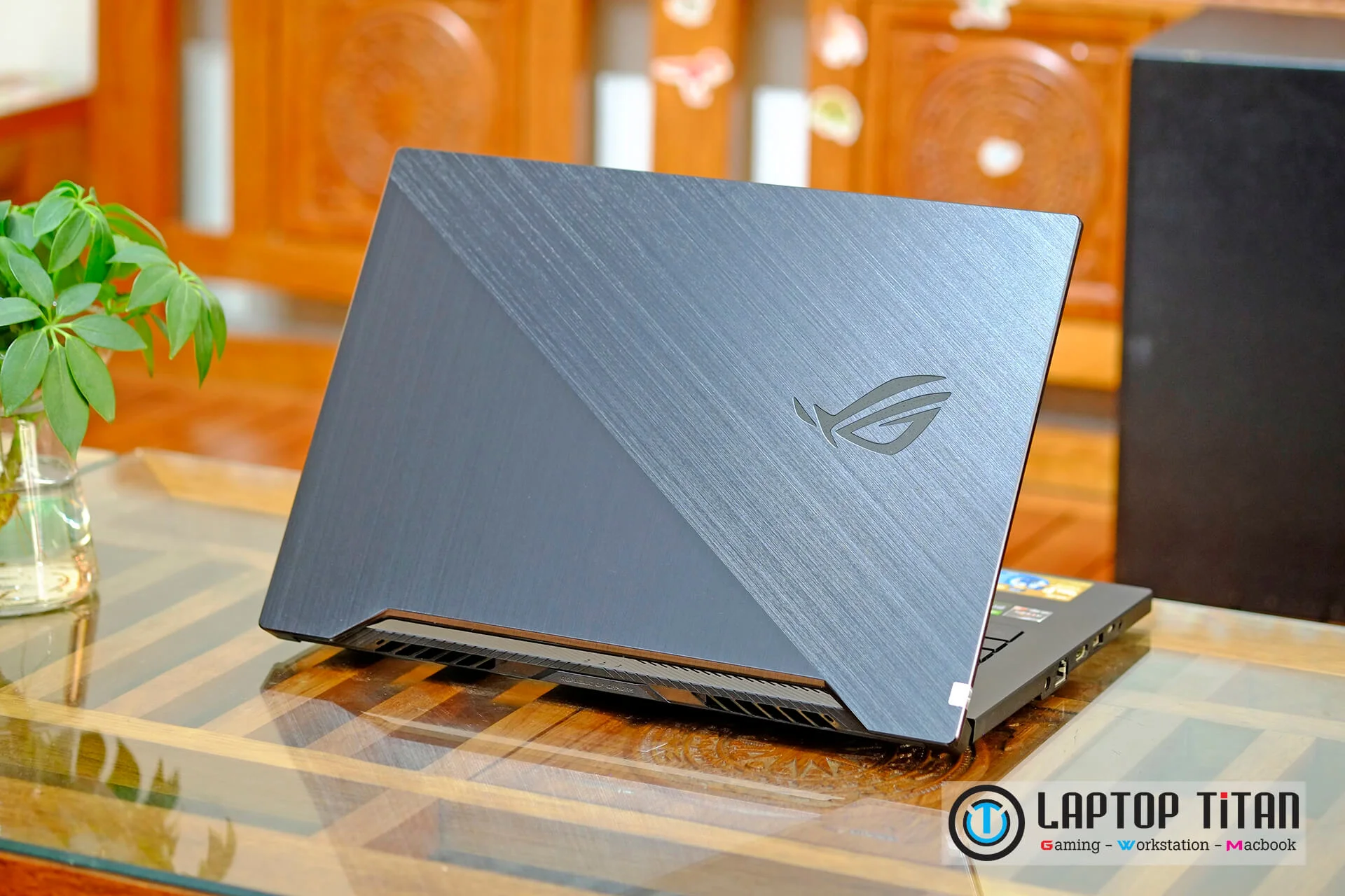 Top 10 Laptop Gaming giá rẻ tốt nhất 2020 - Laptop Titan