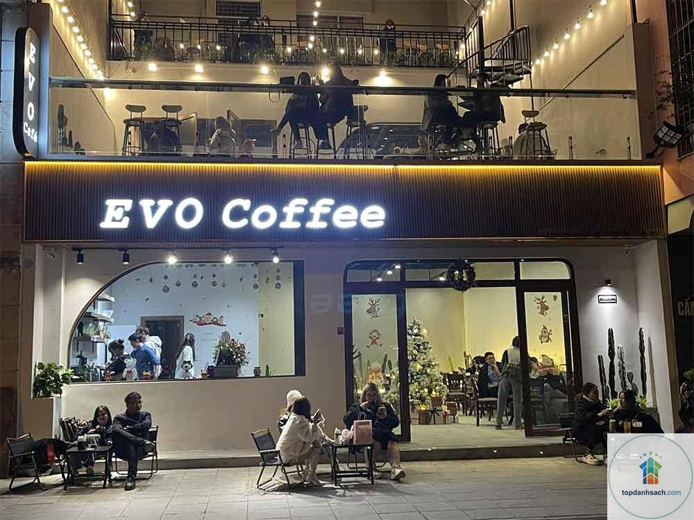 Cà phê Hiện đại & Tối giản