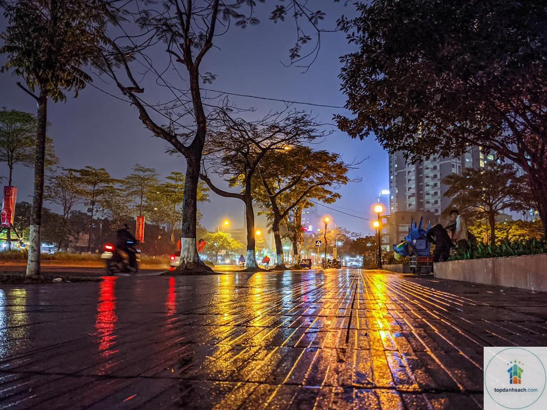 Hồ Đền Lừ