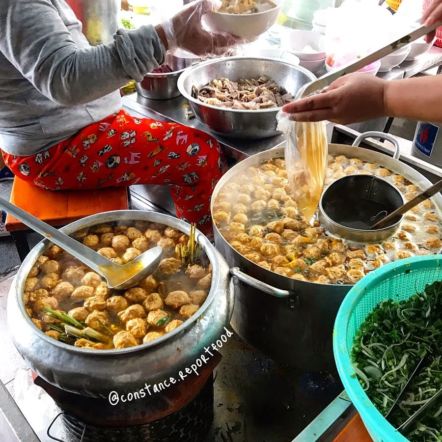 Top 10 quán bún bò Huế ngon ở Sài Gòn chuẩn vị, ngon nức tiếng