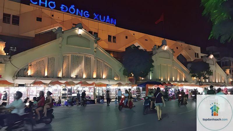 chợ đêm Đồng Xuân