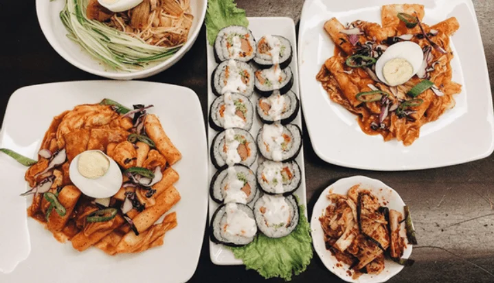 Top 10 quán ăn Hàn Quốc ngon bật nhất ở Sài Gòn