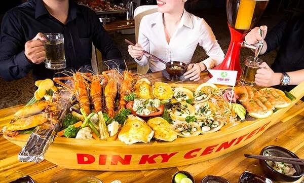 Top 11 nhà hàng hải sản ngon, nổi tiếng ở Sài Gòn