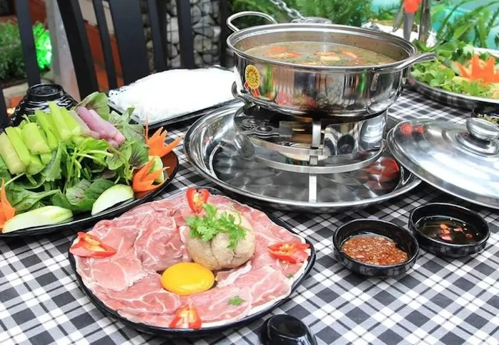 Top 10 quán Lẩu Bò Sài Gòn ngon nức tiếng không thể bỏ qua