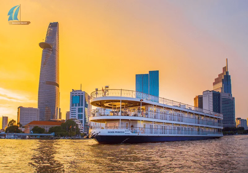 Top 10 nhà hàng bên sông view đẹp và ngon nhất Tphcm