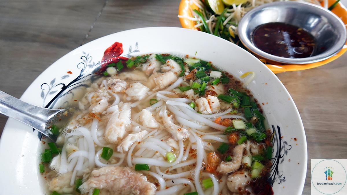 Bánh canh Vĩnh Trung - Hình 1