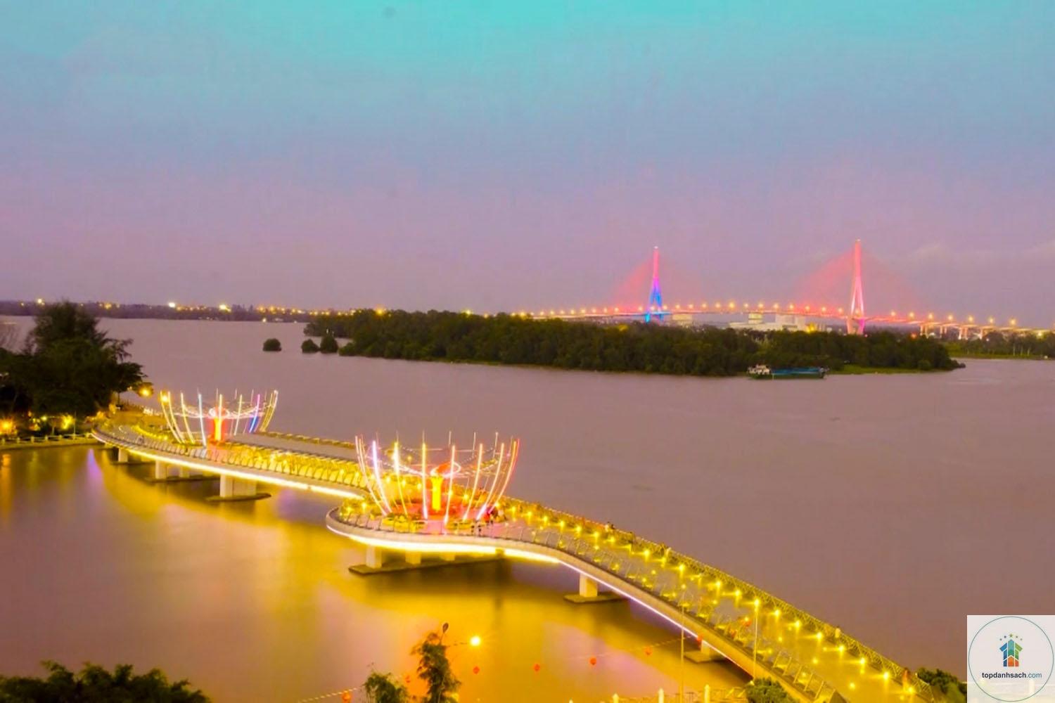 Bến Ninh Kiều - Hình 3