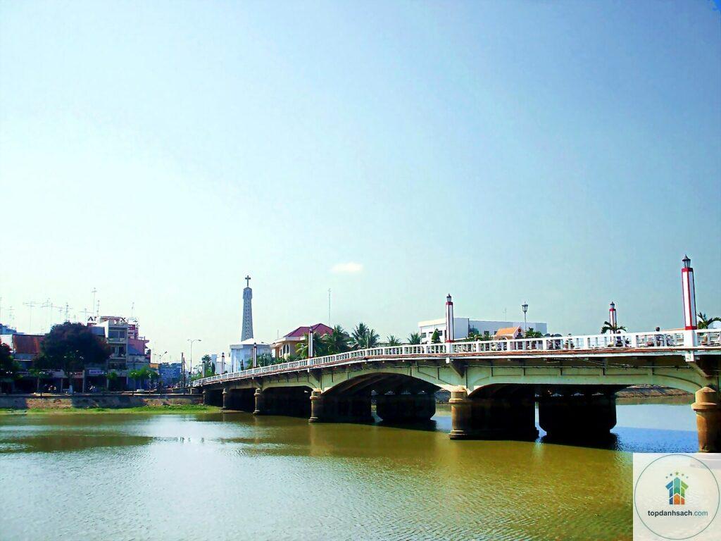 Cầu Hoàng Diệu