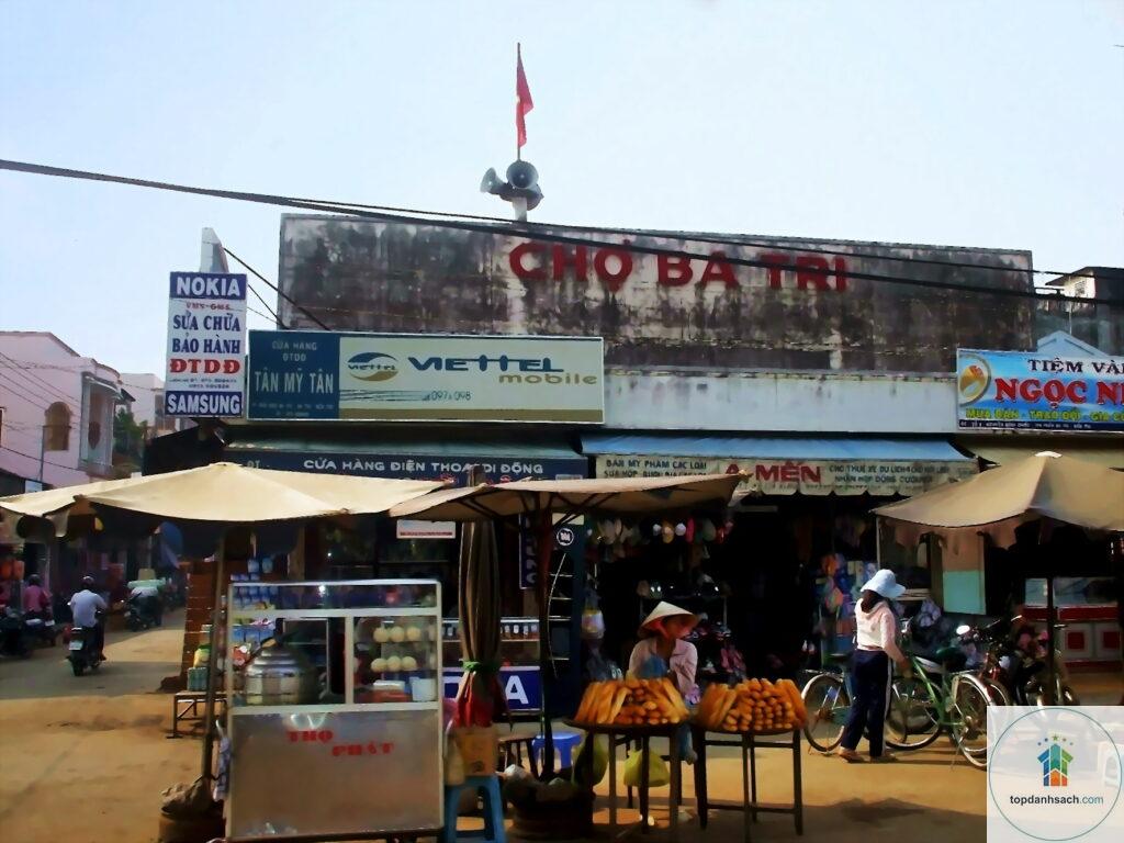 Chợ Ba Tri
