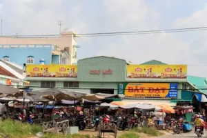 Chợ Chợ Mới