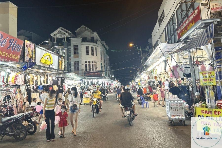 Chợ Hạnh Thông Tây - Hình 2