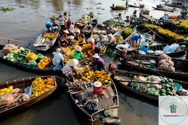 Chợ Nổi Cái Bè