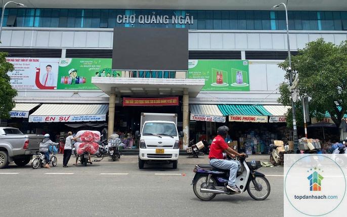 Chợ Quảng Ngãi