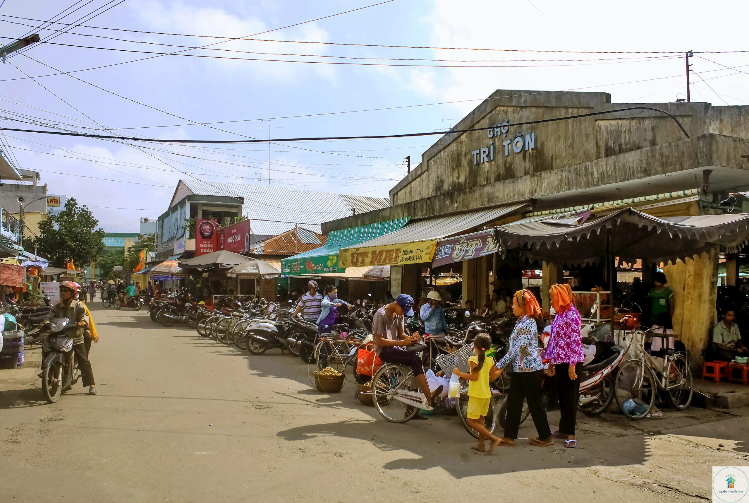 Chợ Tri Tôn - Hình 1