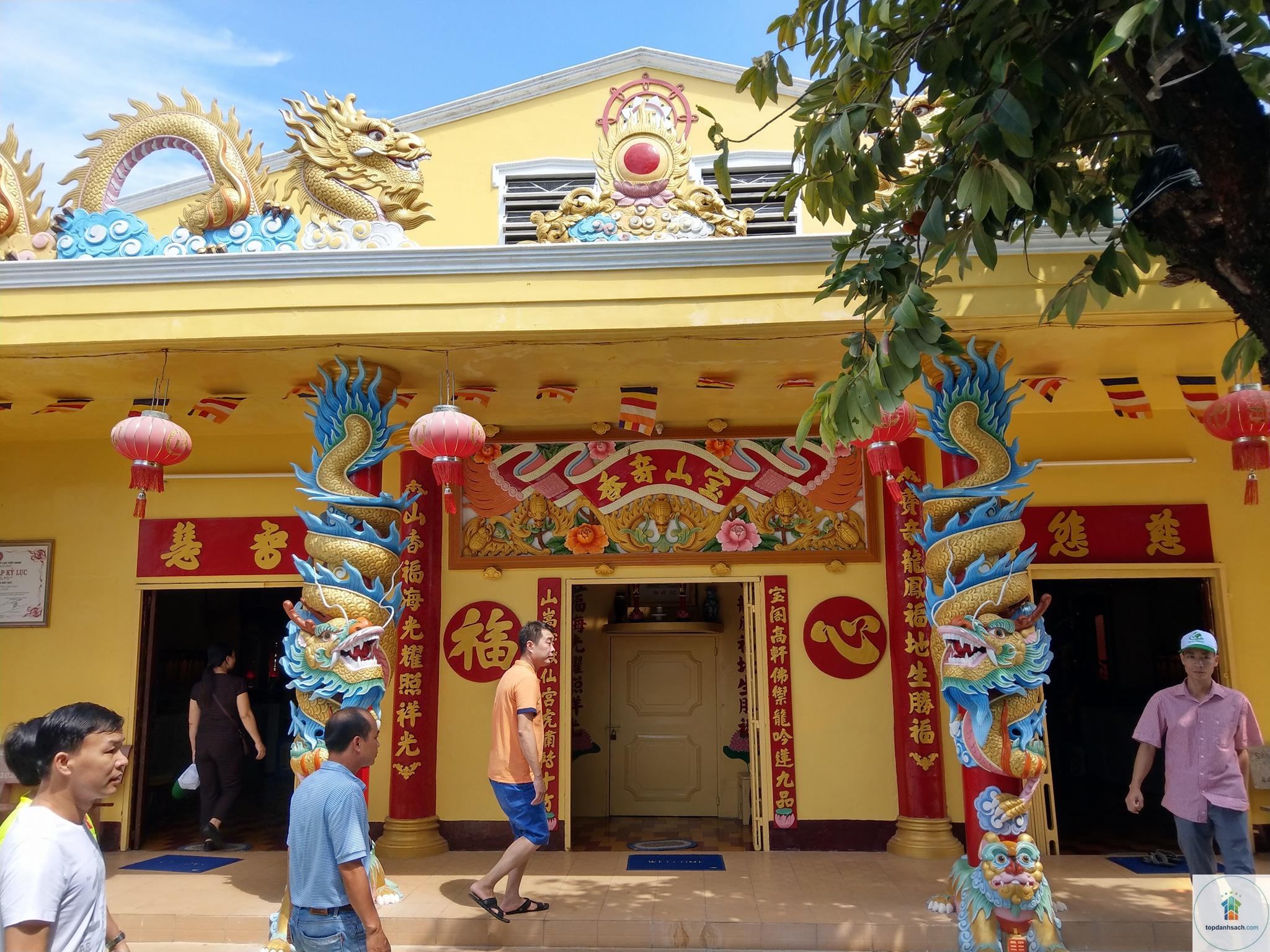 Chùa Đất Sét - Hình 5