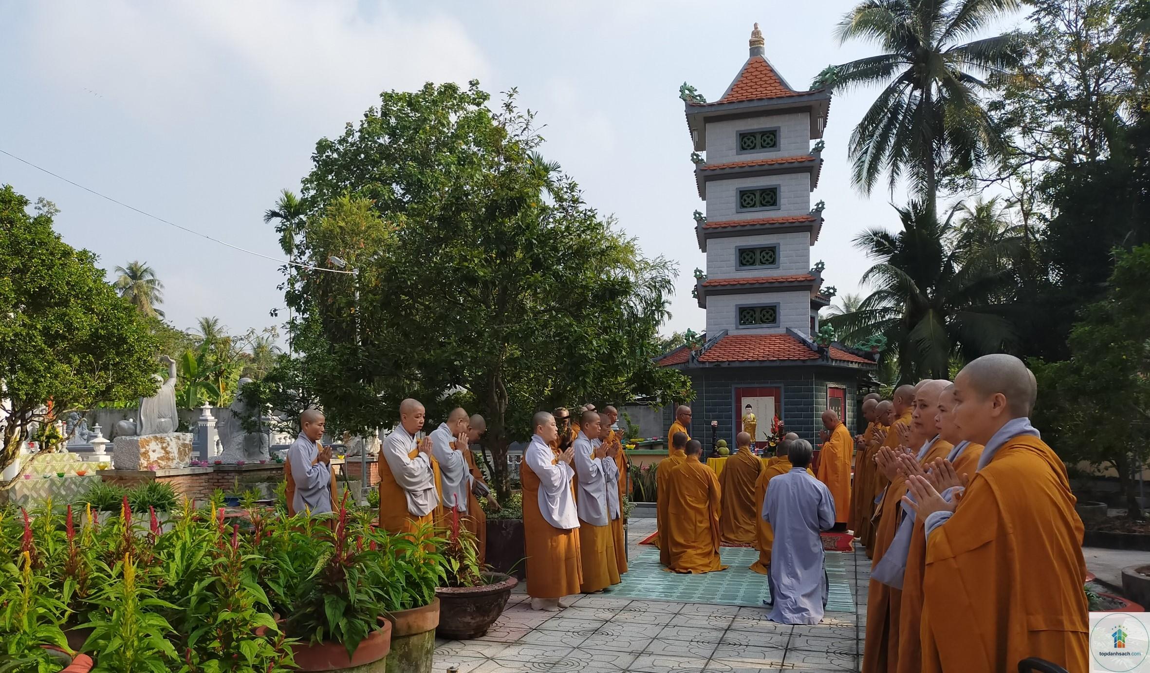 Chùa Liên Trì Bến Tre - Hình 1