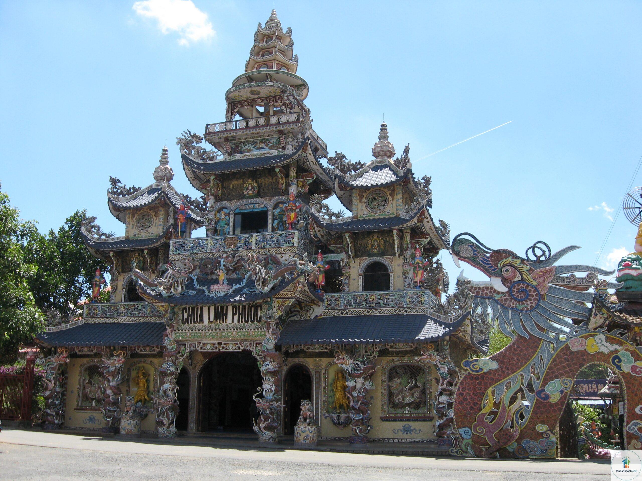 Chùa Linh Phước - Hình 1