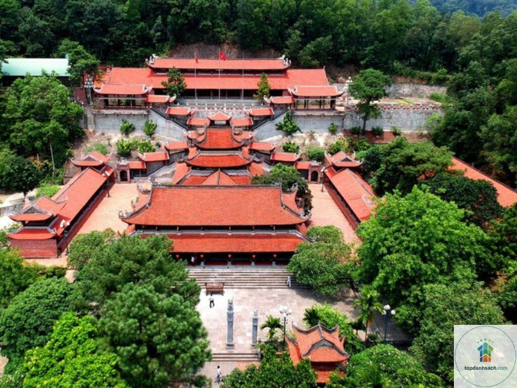 Chùa Non Nước