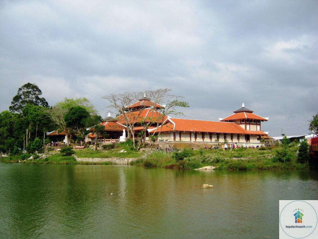 Chùa Phật Lớn
