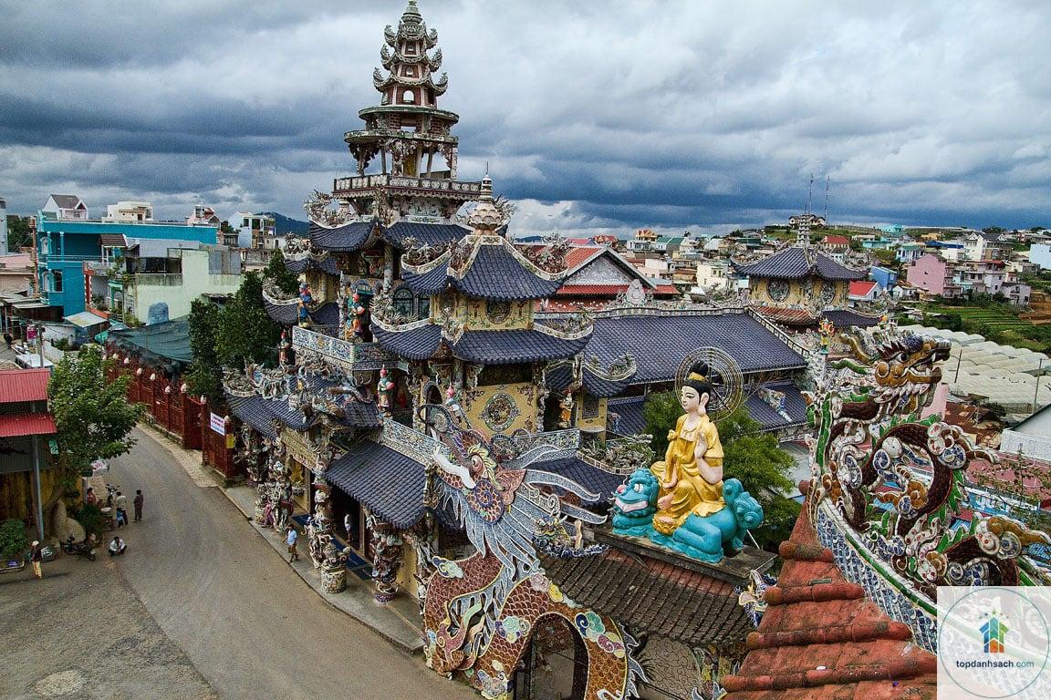 Chùa Ve Chai - Hình 4