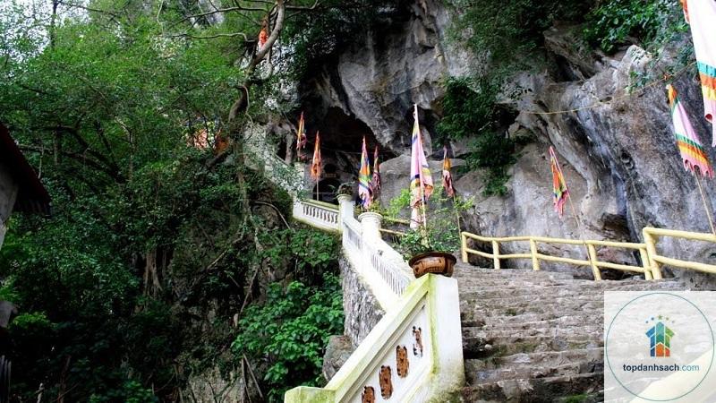 Di tích Giếng Tiên