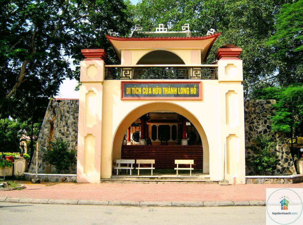 Di tích Long Hồ