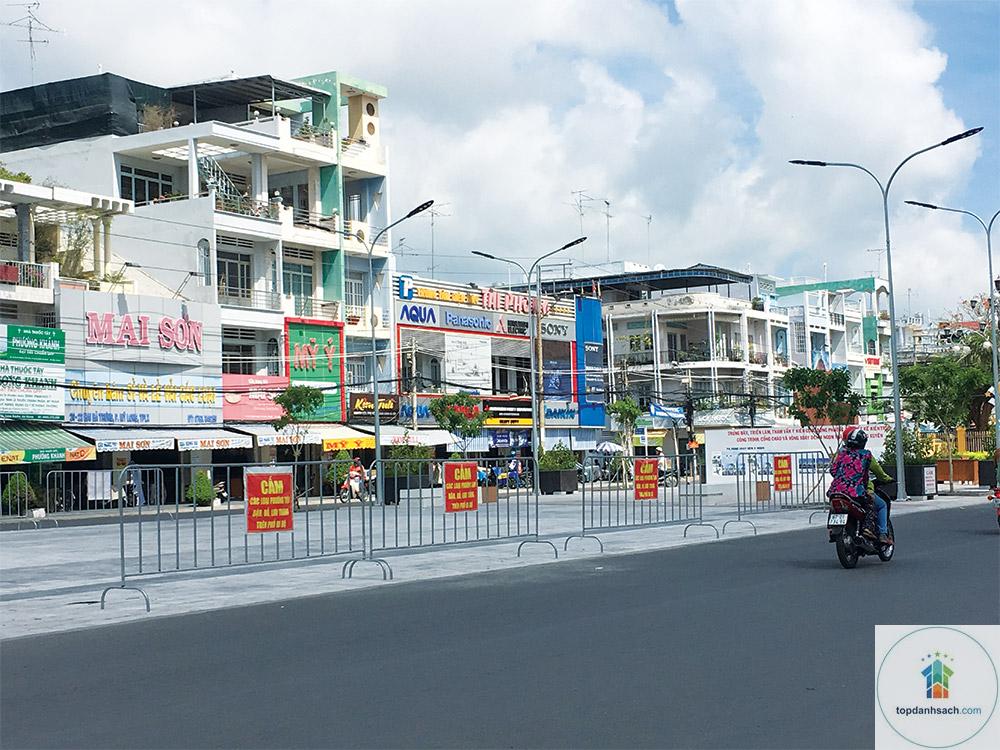 Đường Nguyễn Huệ Long Xuyên - Hình 3