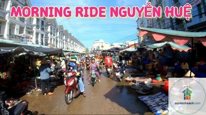Đường Nguyễn Huệ Sóc Trăng - Hình 2