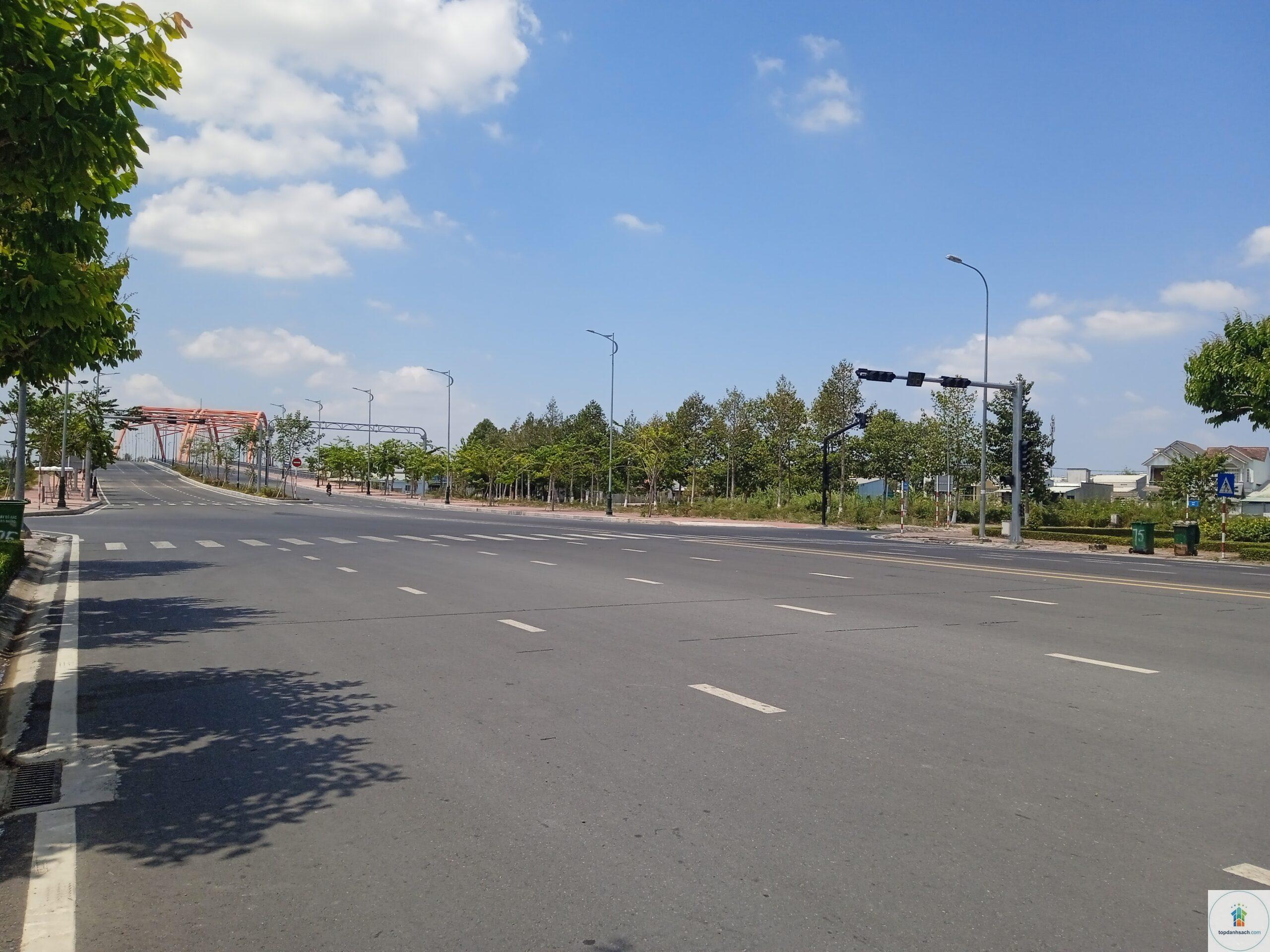 Đường Võ Văn Kiệt Vĩnh Long - Hình 1