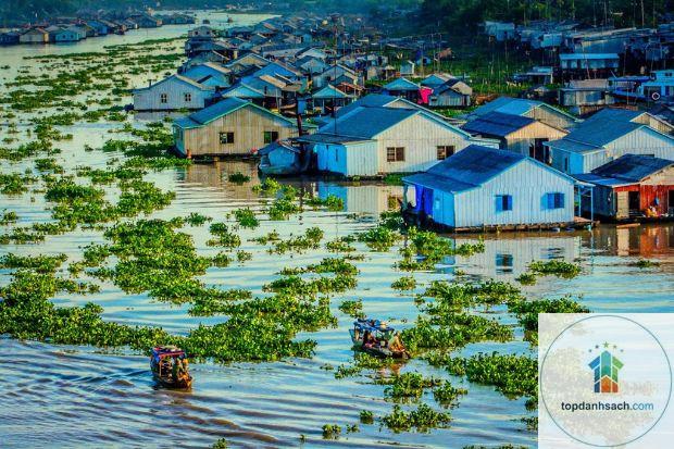 Làng bè Châu Đốc