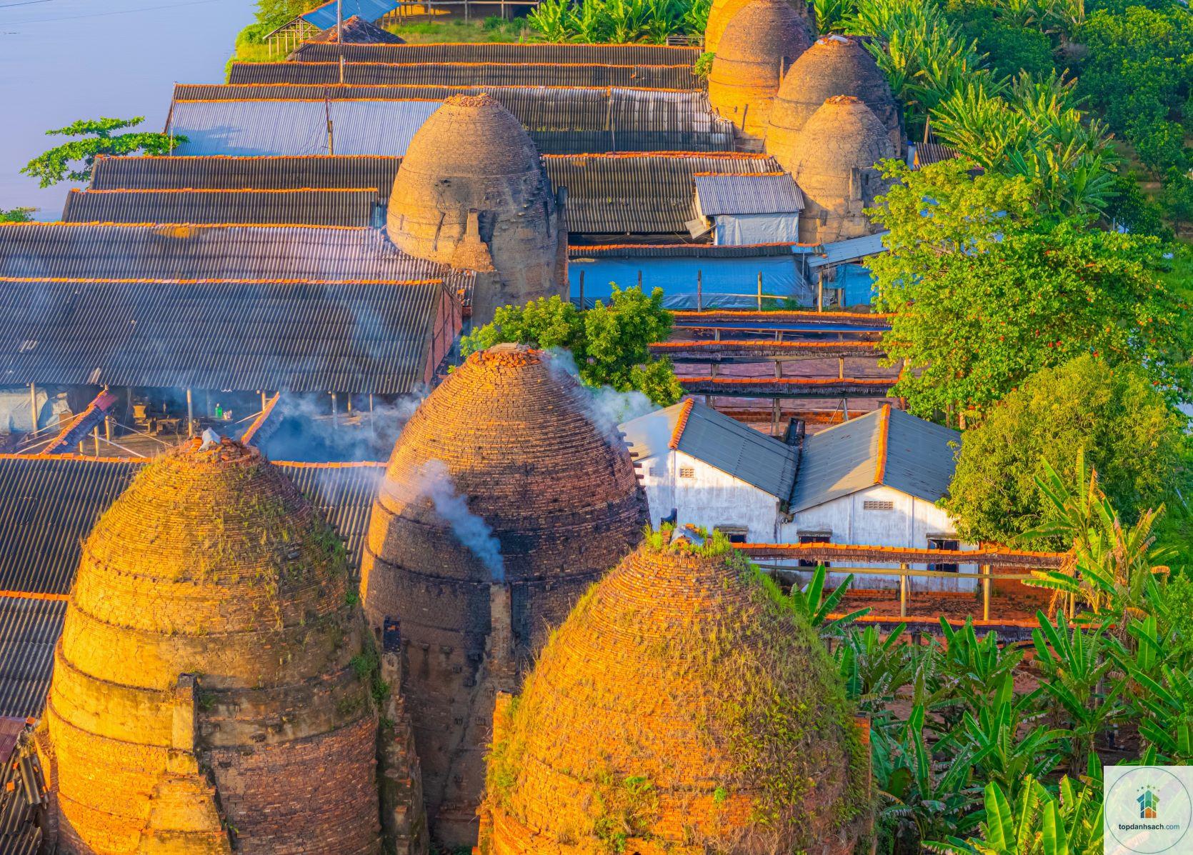 Làng nghề gạch gốm Mang Thít - Hình 1