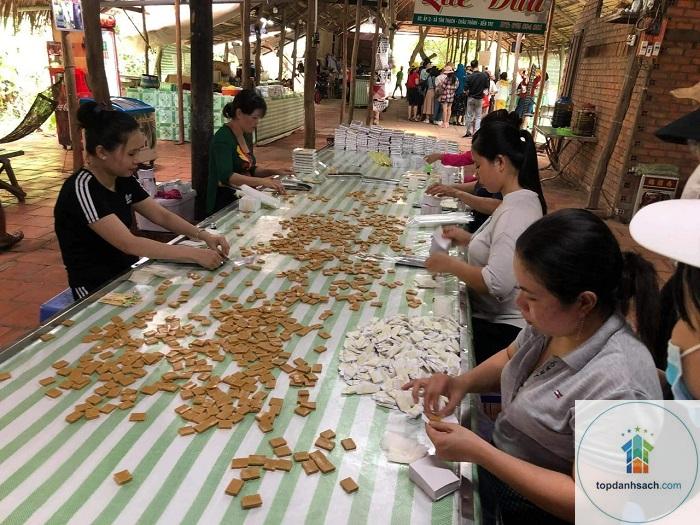 Làng nghề kẹo dừa Bến Tre - Hình 3