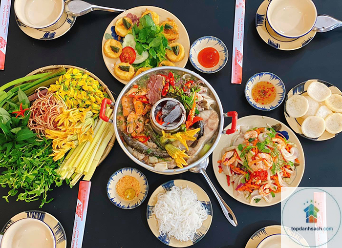Lẩu mắm Cần Thơ