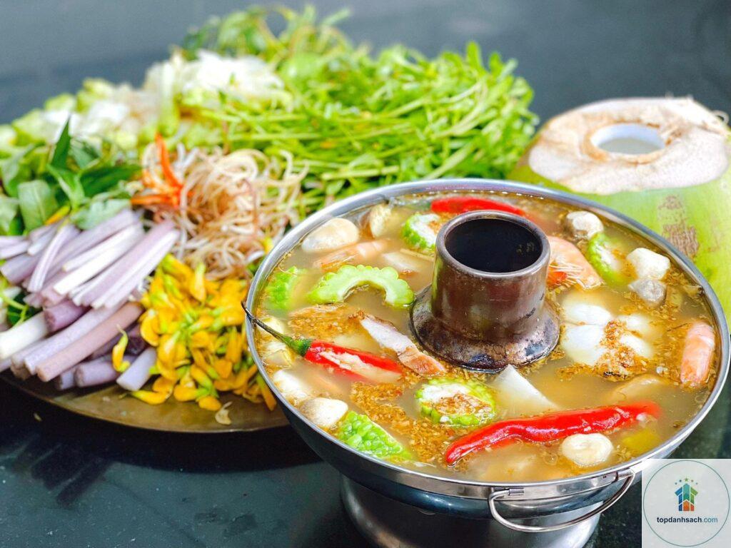 Lẩu mắm Châu Đốc