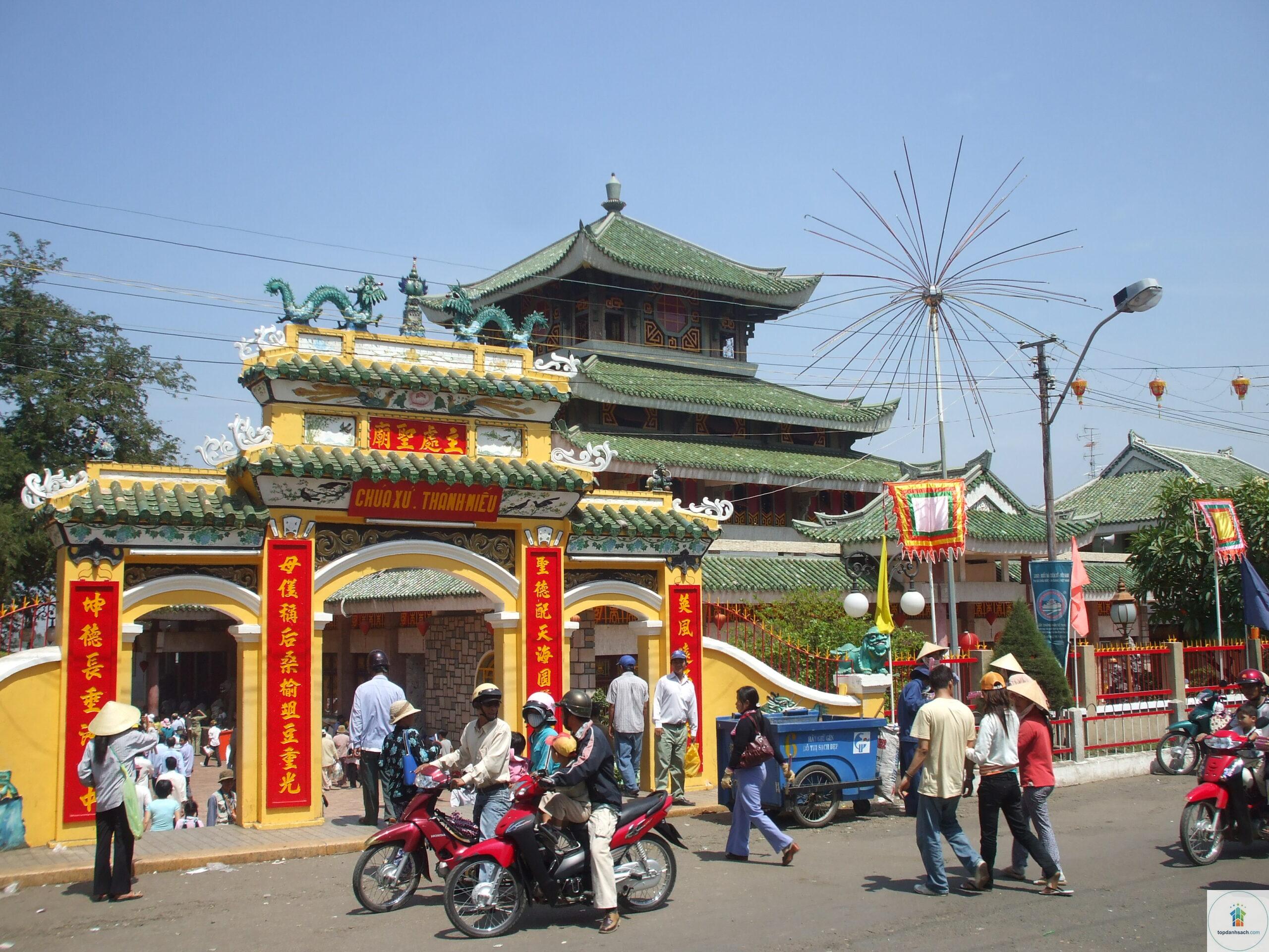 Miếu Bà Chúa Xứ Núi Sam - Hình 2