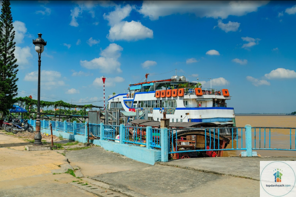 Nhà hàng Sông Tiền Vĩnh Long - Hình 1