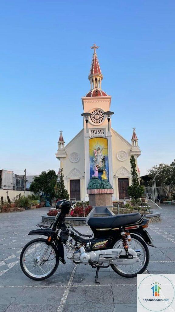 Nhà thờ Ba Tri