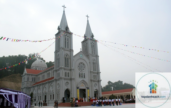 Nhà thờ Bình Phan - Hình 5