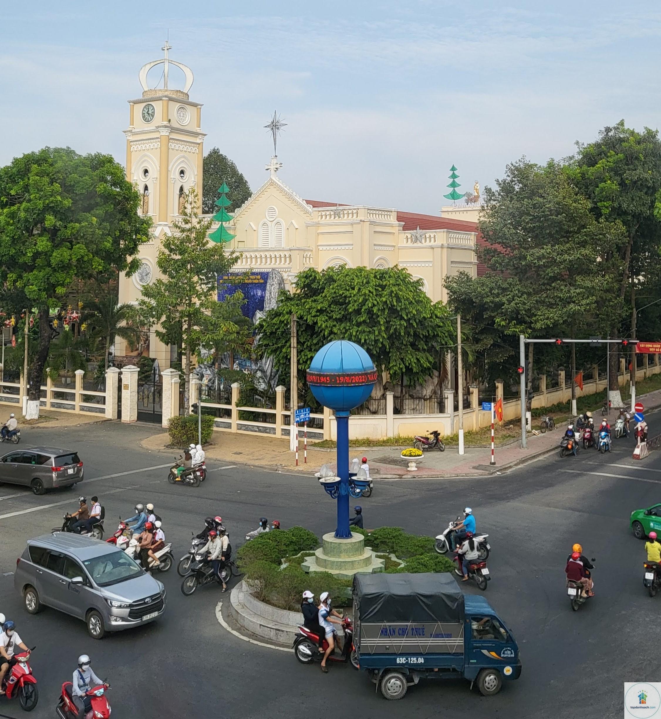 Nhà thờ Chánh Tòa Mỹ Tho - Hình 2