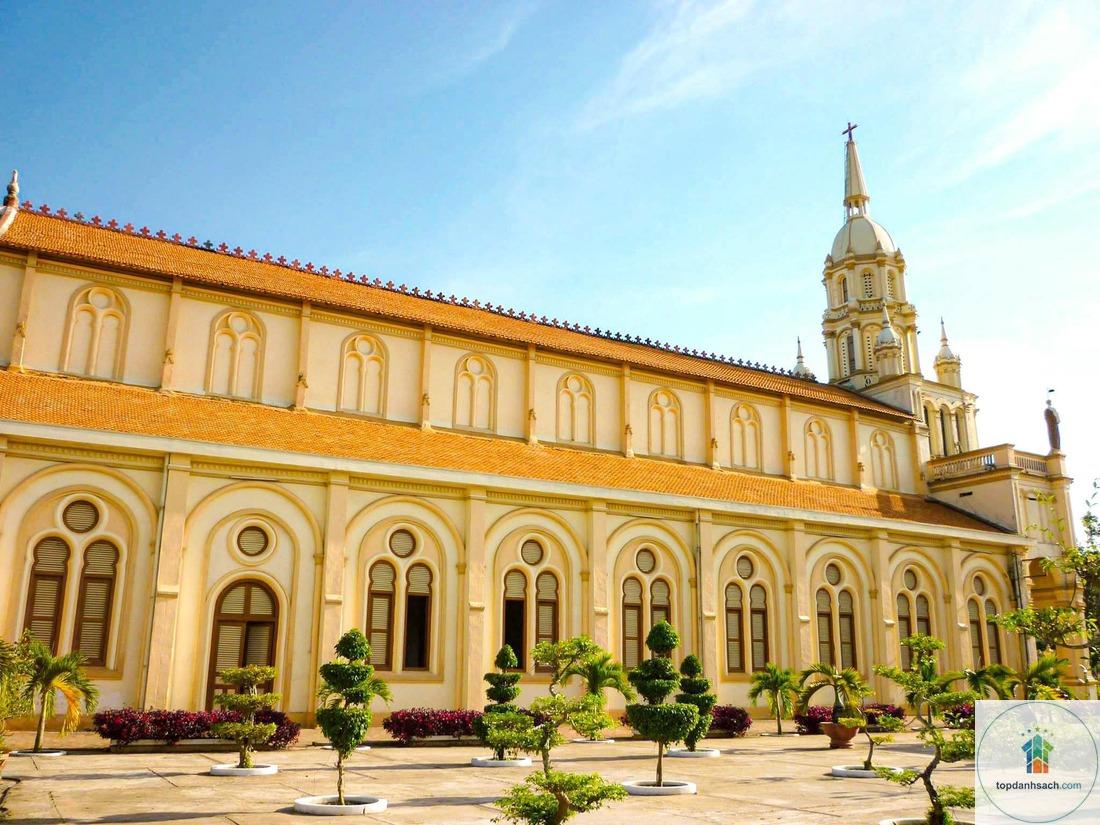 Nhà thờ Cù Lao Giêng - Hình 2