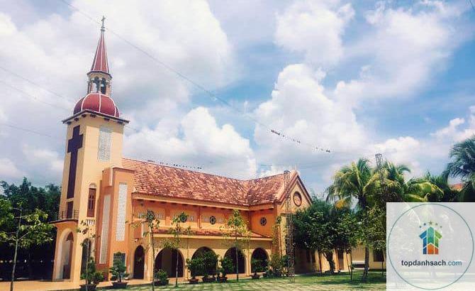 Nhà thờ La Mã Bến Tre - Hình 4