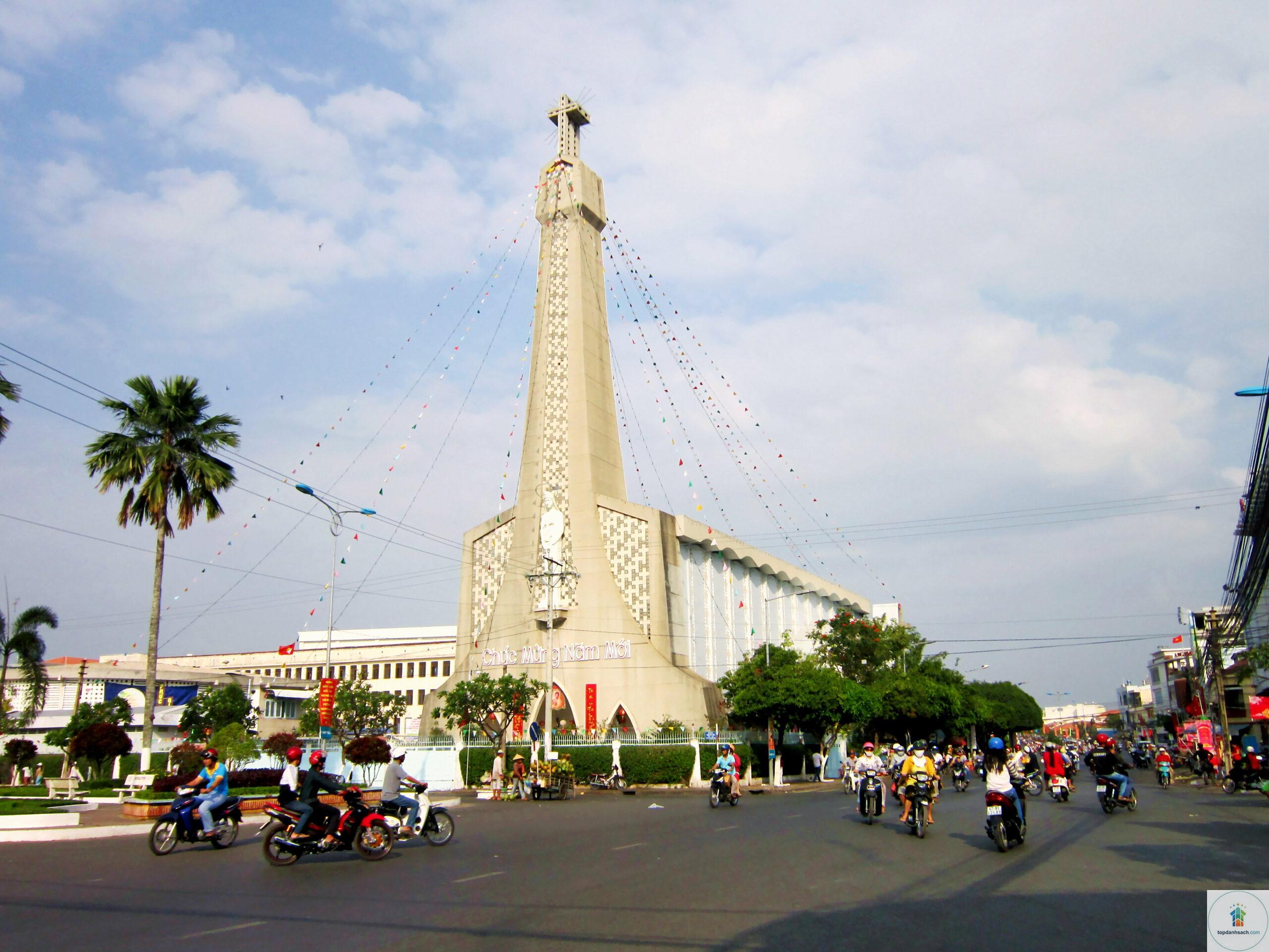 Nhà thờ Long Xuyên - Hình 1
