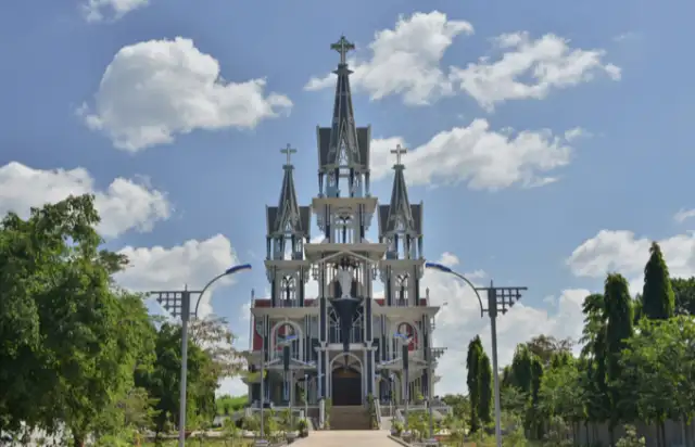 Nhà thờ Tân Thanh - Hình 2