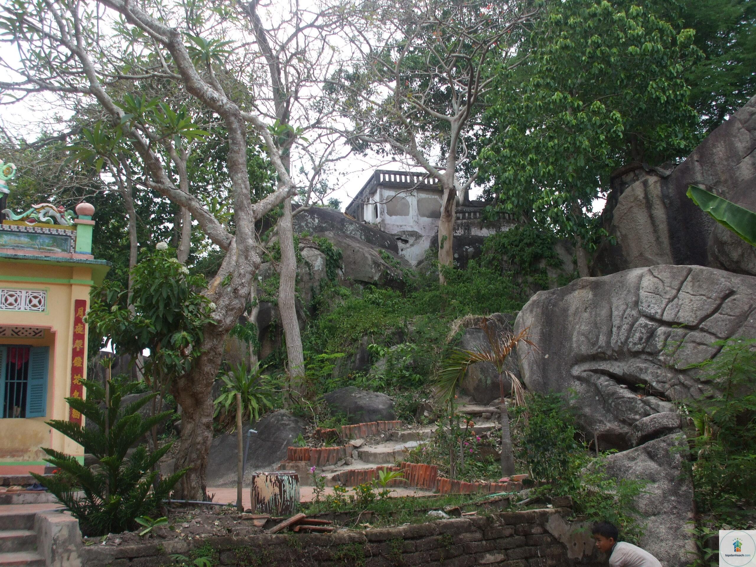 Núi Nước - Hình 1
