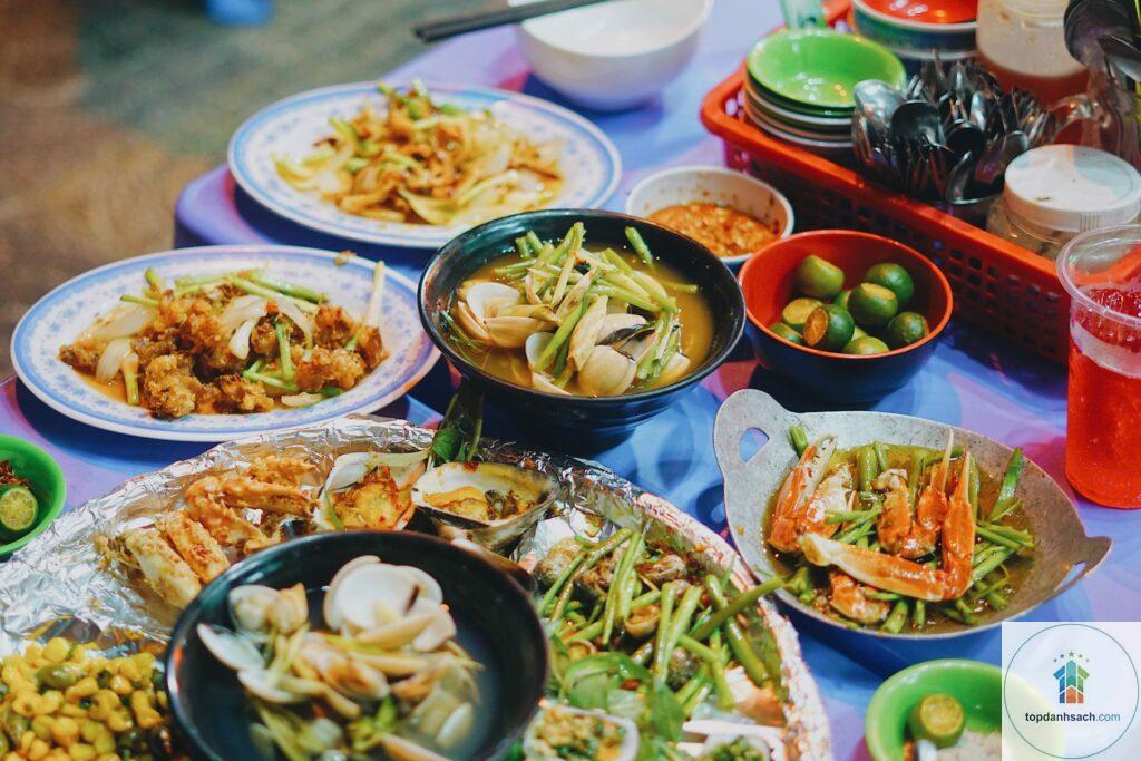 Quán ốc Bình Thủy