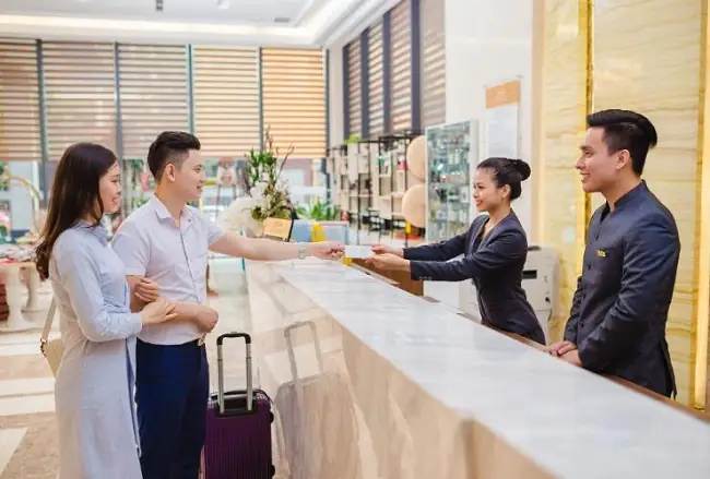 kinh nghiệm check in khách sạn nhanh - Hình 2