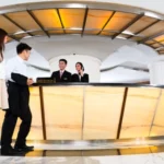 Kinh nghiệm check in khách sạn nhanh: Bí quyết nhận phòng trong vòng 3 phút Kinh nghiệm check in khách sạn nhanh: Bí quyết nhận phòng trong vòng 3 phút
