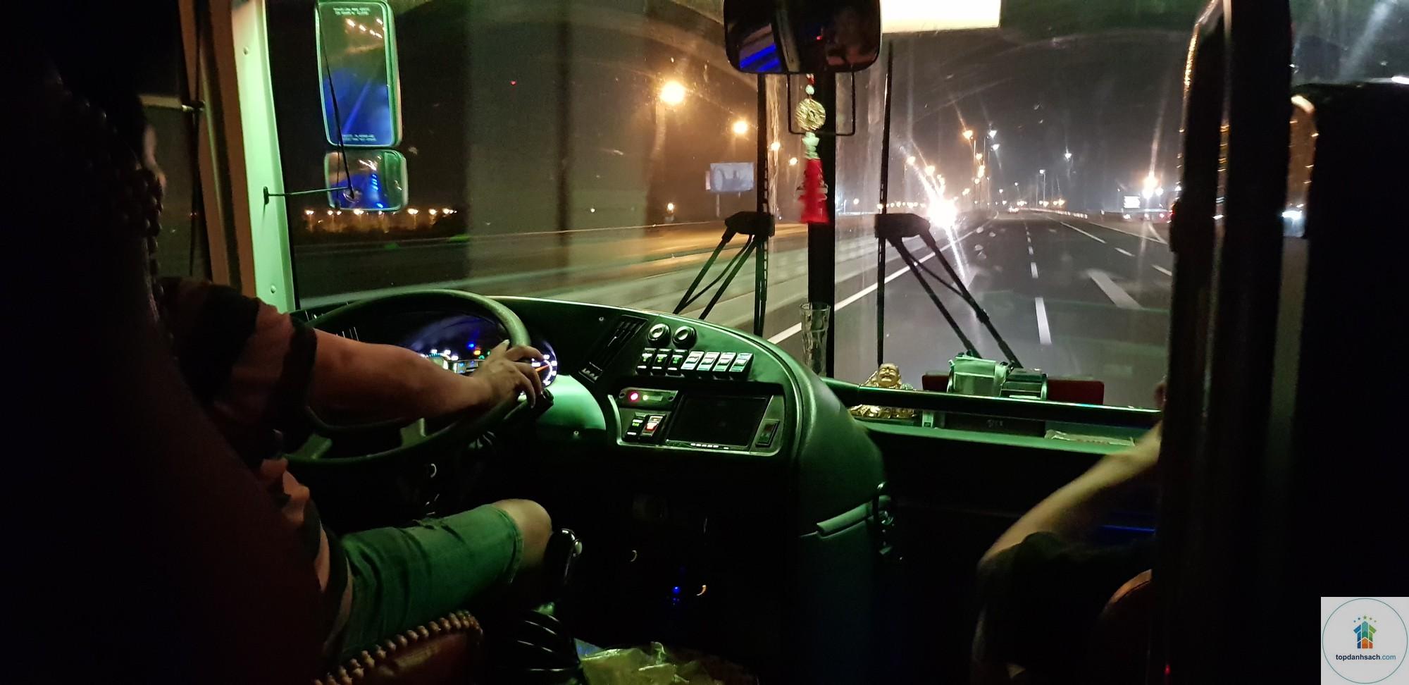 kinh nghiệm đi xe ô tô đường dài - Hình 3